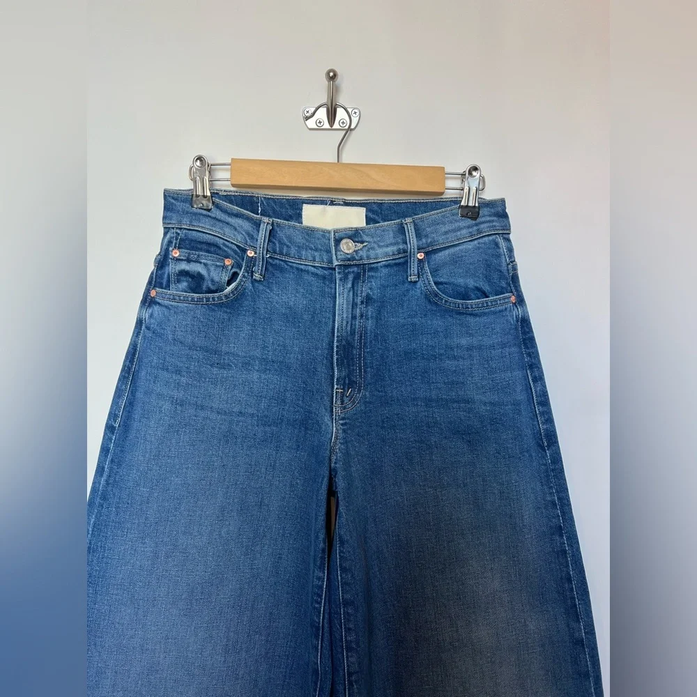 Mother The Swisher Sneak Fray Jeans Size 26 - Picture 3 of 16